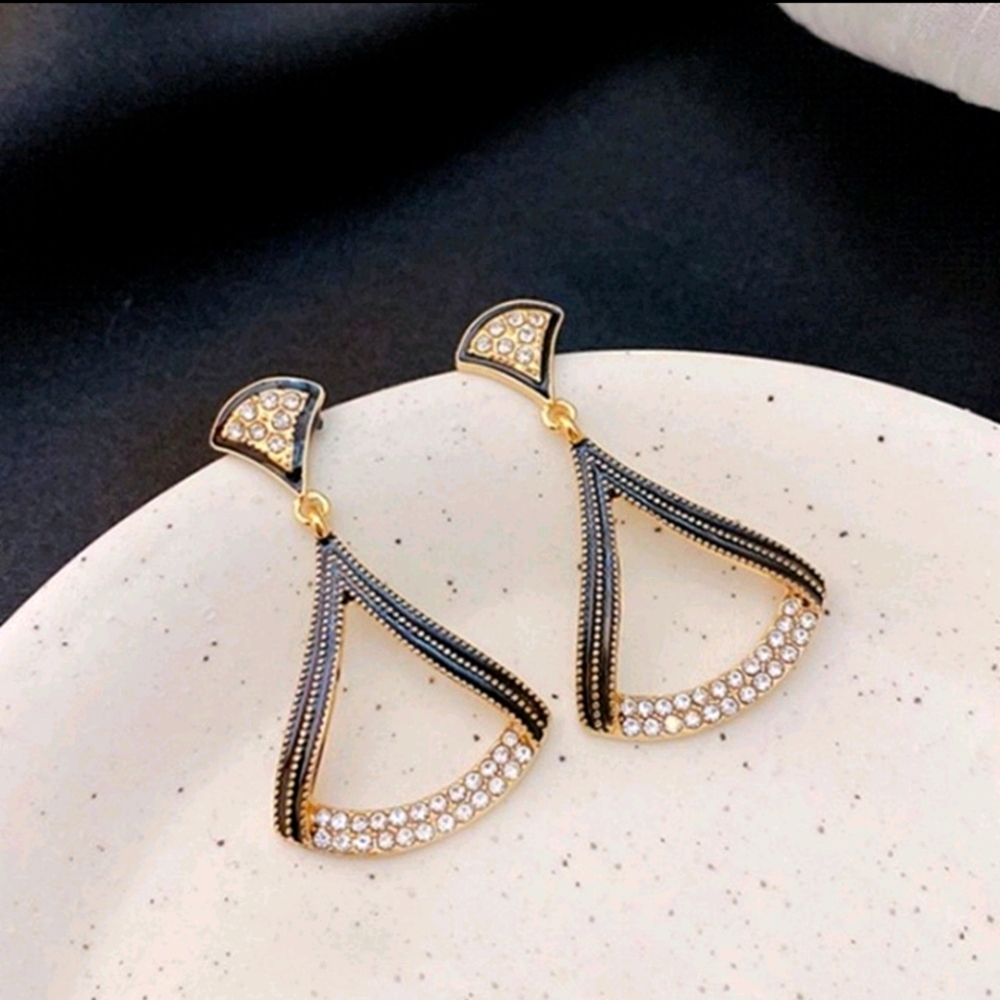 ❤️Crystal Drop Fan Earrings❤️